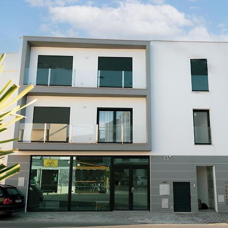 Gold Apartment Ferrel I ภายนอก รูปภาพ