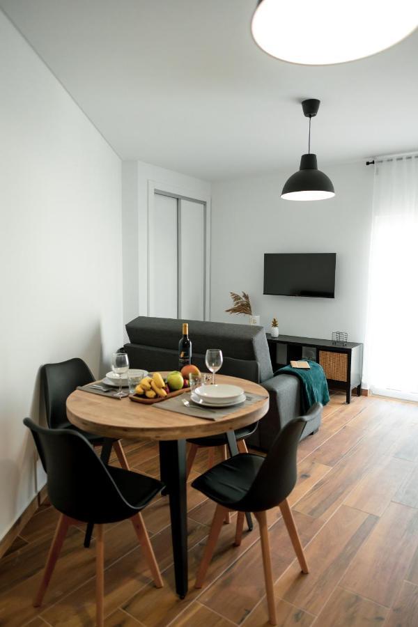 Gold Apartment Ferrel I ภายนอก รูปภาพ