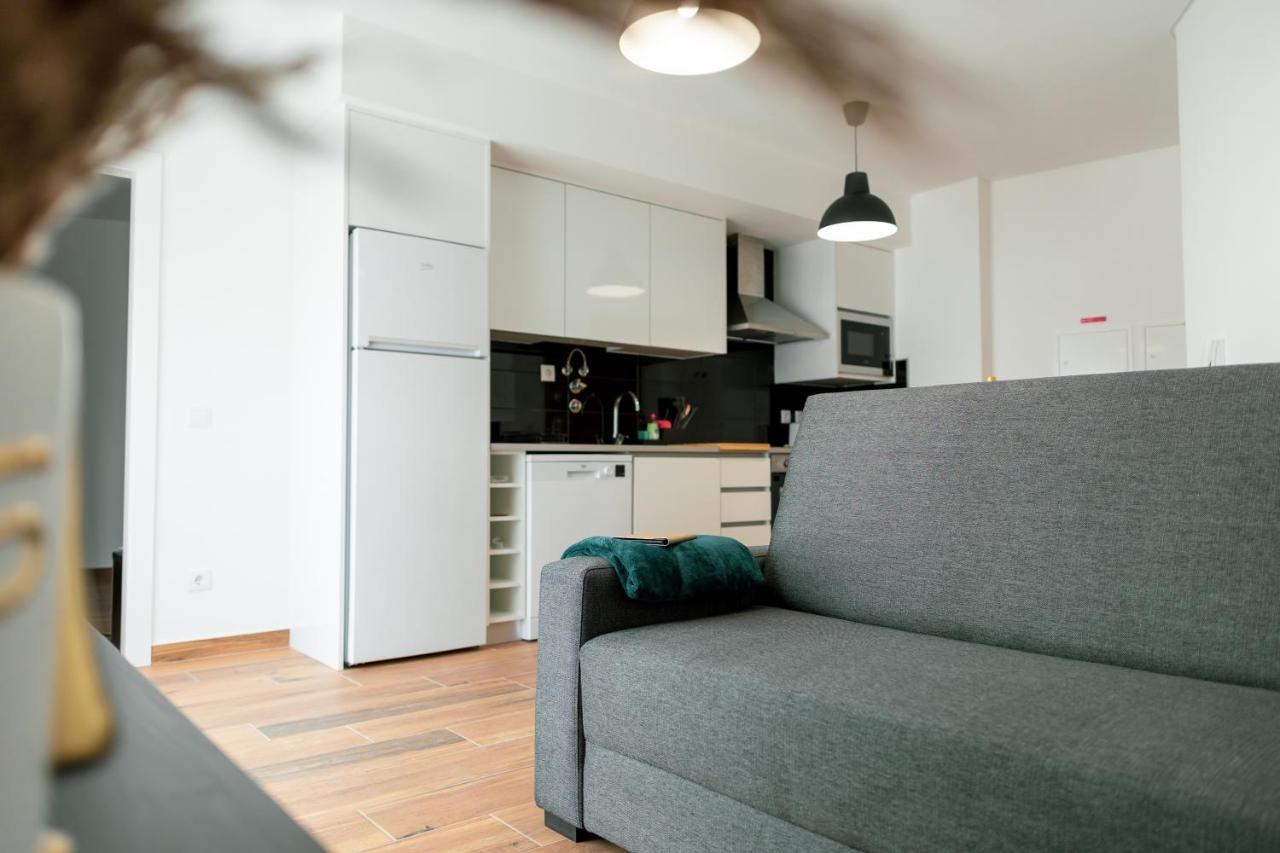 Gold Apartment Ferrel I ภายนอก รูปภาพ